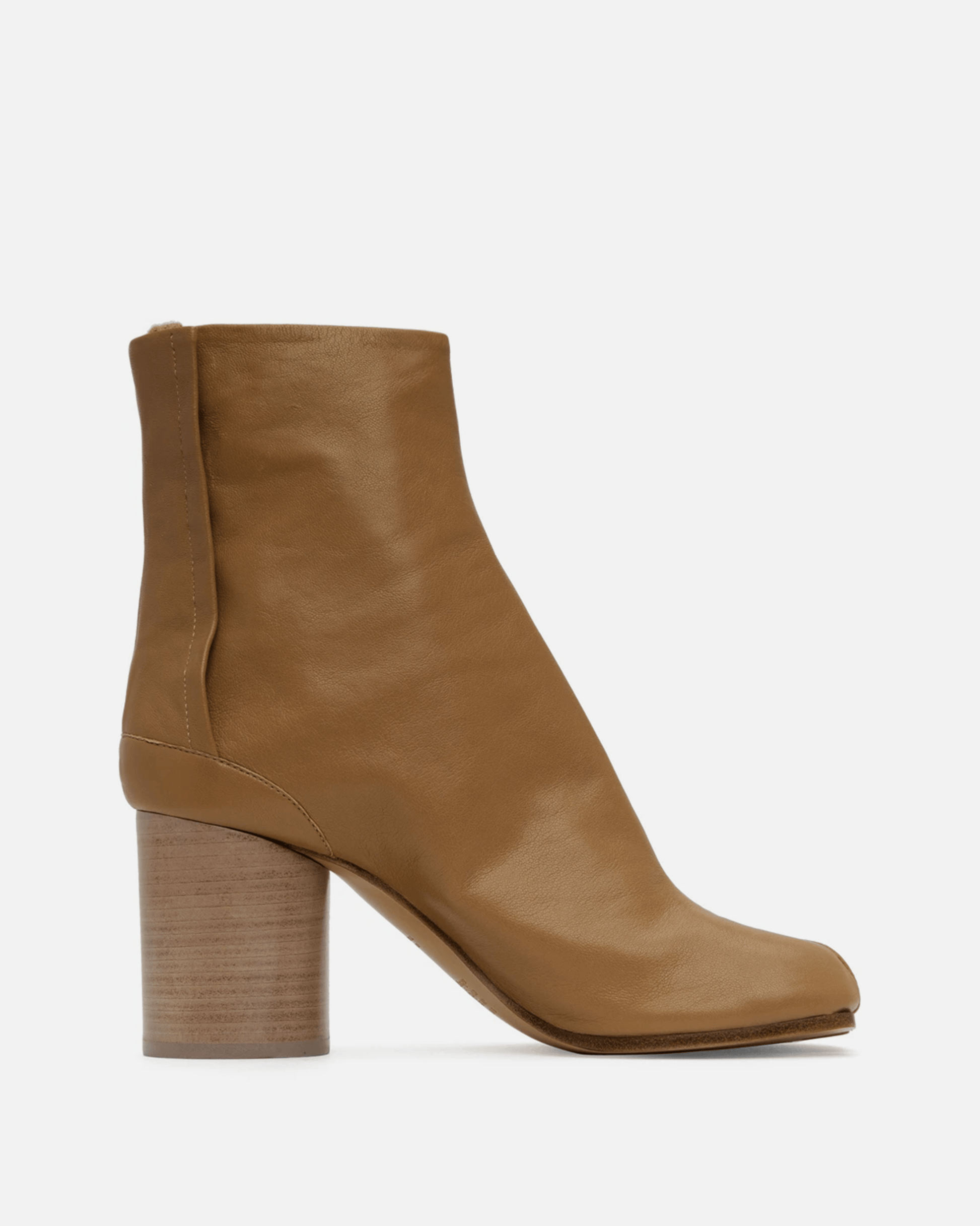 Tabi Leather Ankle Boots in Nude