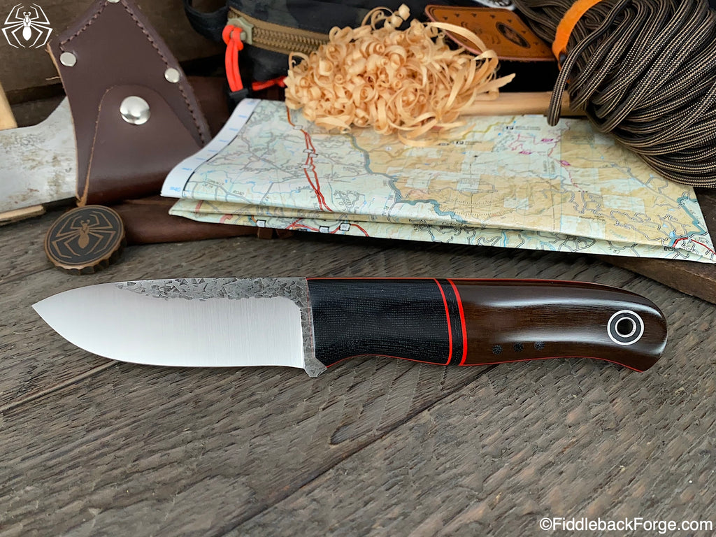 Bushcrafter00_03657f89-4f47-4610-aab8-6336247f4953_1024x.jpg