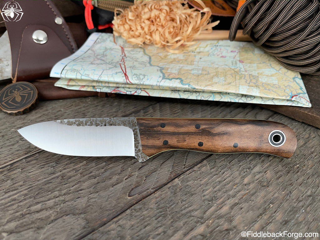 Bushcrafter00_63d3d783-acec-4176-a48f-2b2ee1305c3d_1024x.jpg