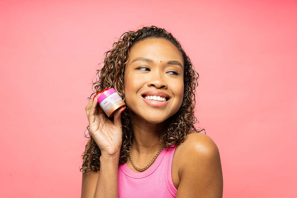 curly hair model with temporary hair color gel 