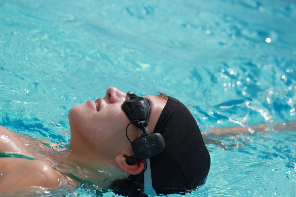 Waterproof music player for swimming, 8GB swimming Audio player