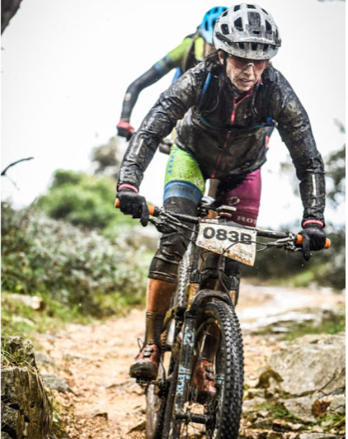 Jen Hanks Pearl Izumi / Pivot Mountain Bike Team Rider