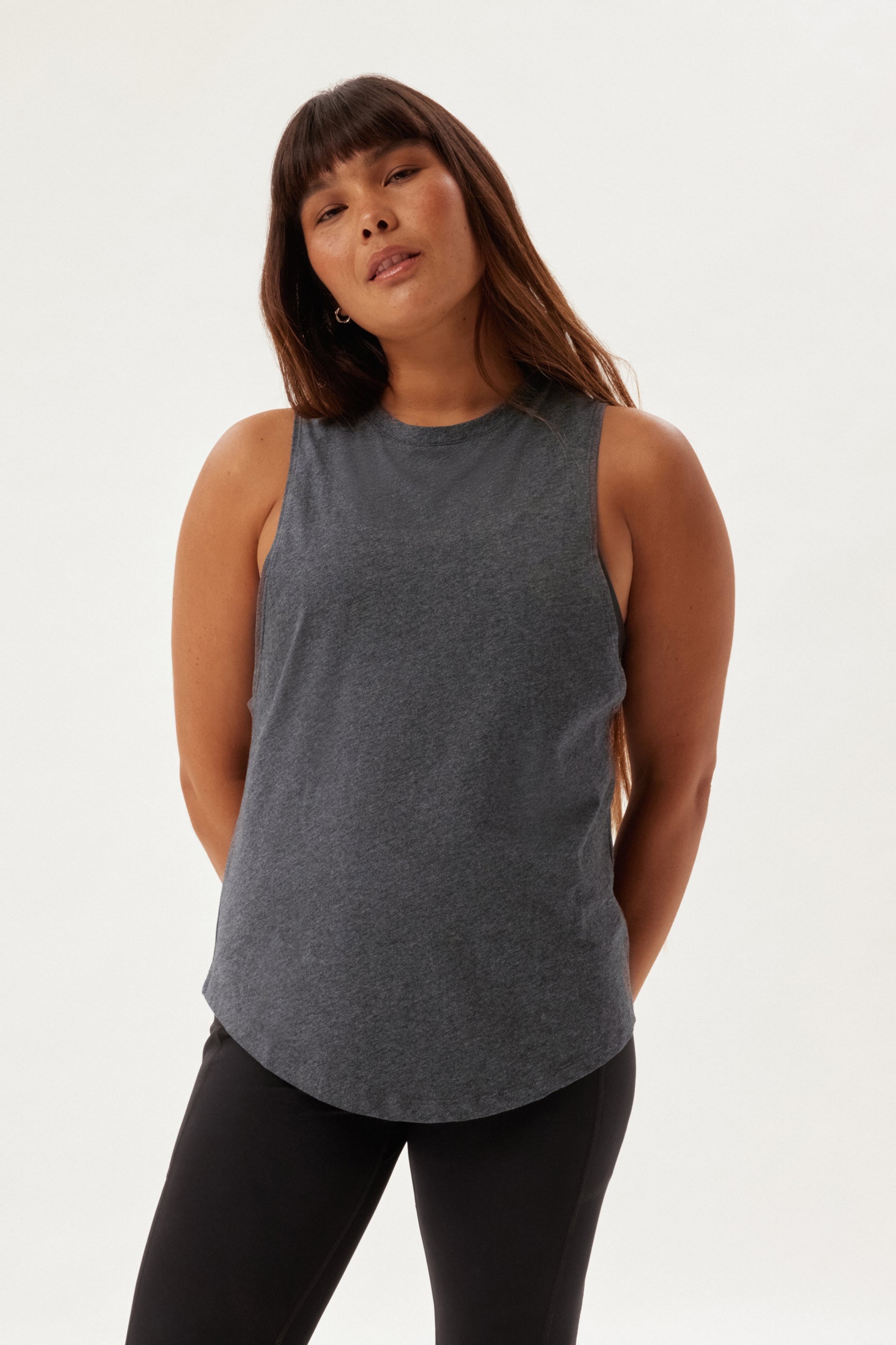Charcoal Heather Recycled Cotton Muscle Tee — Girlfriend Collective