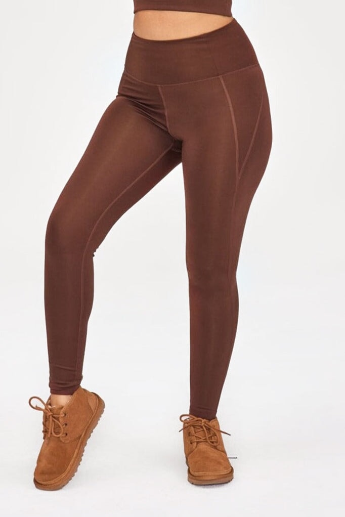  Girlfriend Collective Compressive Pocket Legging (23 3/4  Inseam), Earth, XXS : Clothing, Shoes & Jewelry