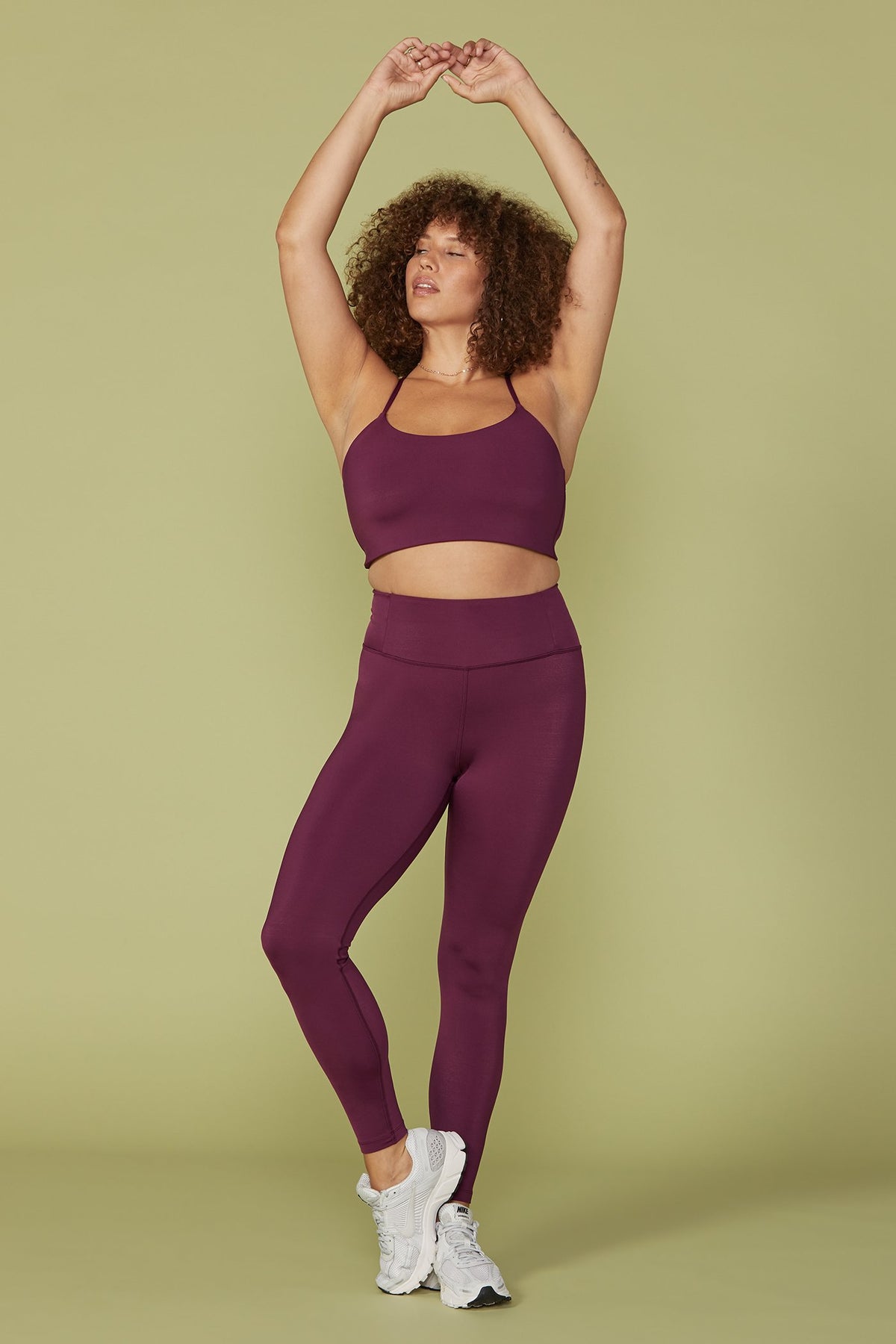 Girlfriend Collective Compressive High Rise Running Legging - Plum –  Curated for Sport