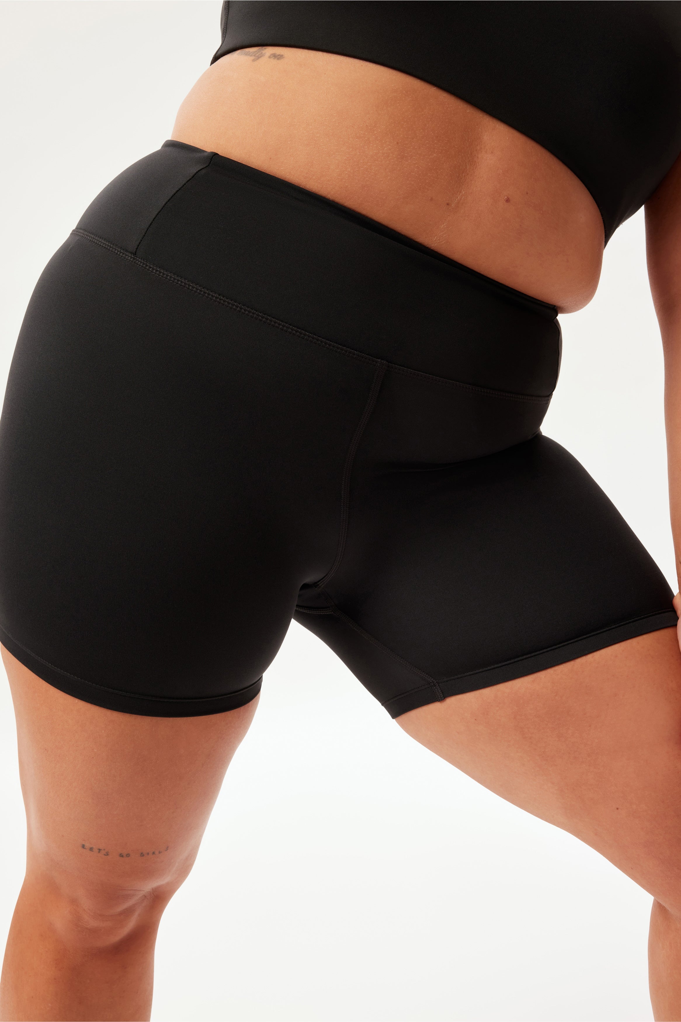 Girlfriend Collective Float Ultralight Run Shorts - Recycled RPET –  Weekendbee - sustainable sportswear