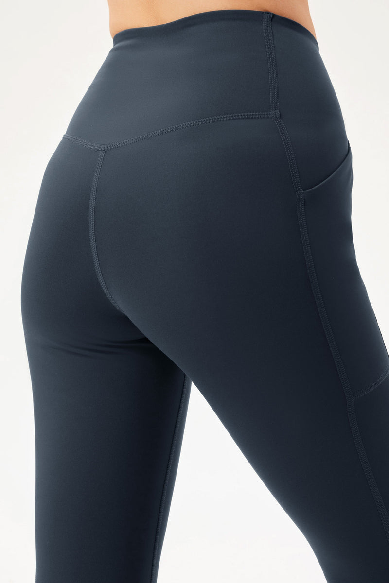 Midnight Compressive Pocket Legging — Girlfriend Collective