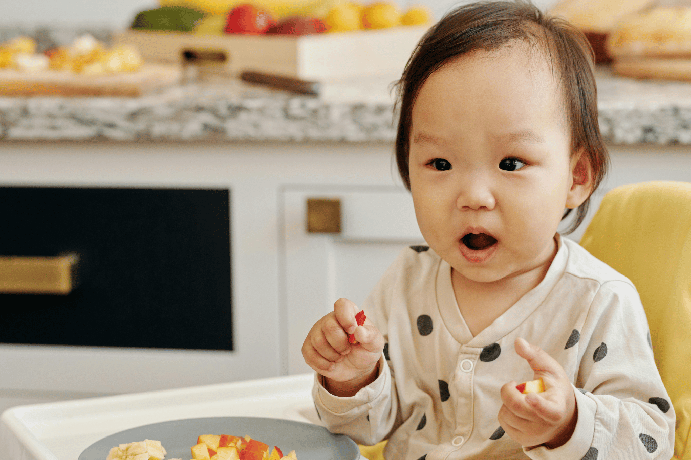 baby eating solids- baby led weaning pros and cons- Mila's Keeper