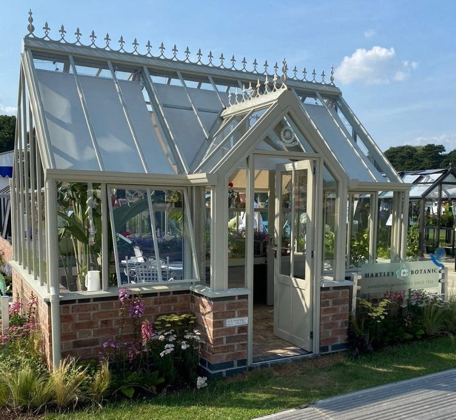 Victorian Terrace Glasshouse by Hartley Botanic