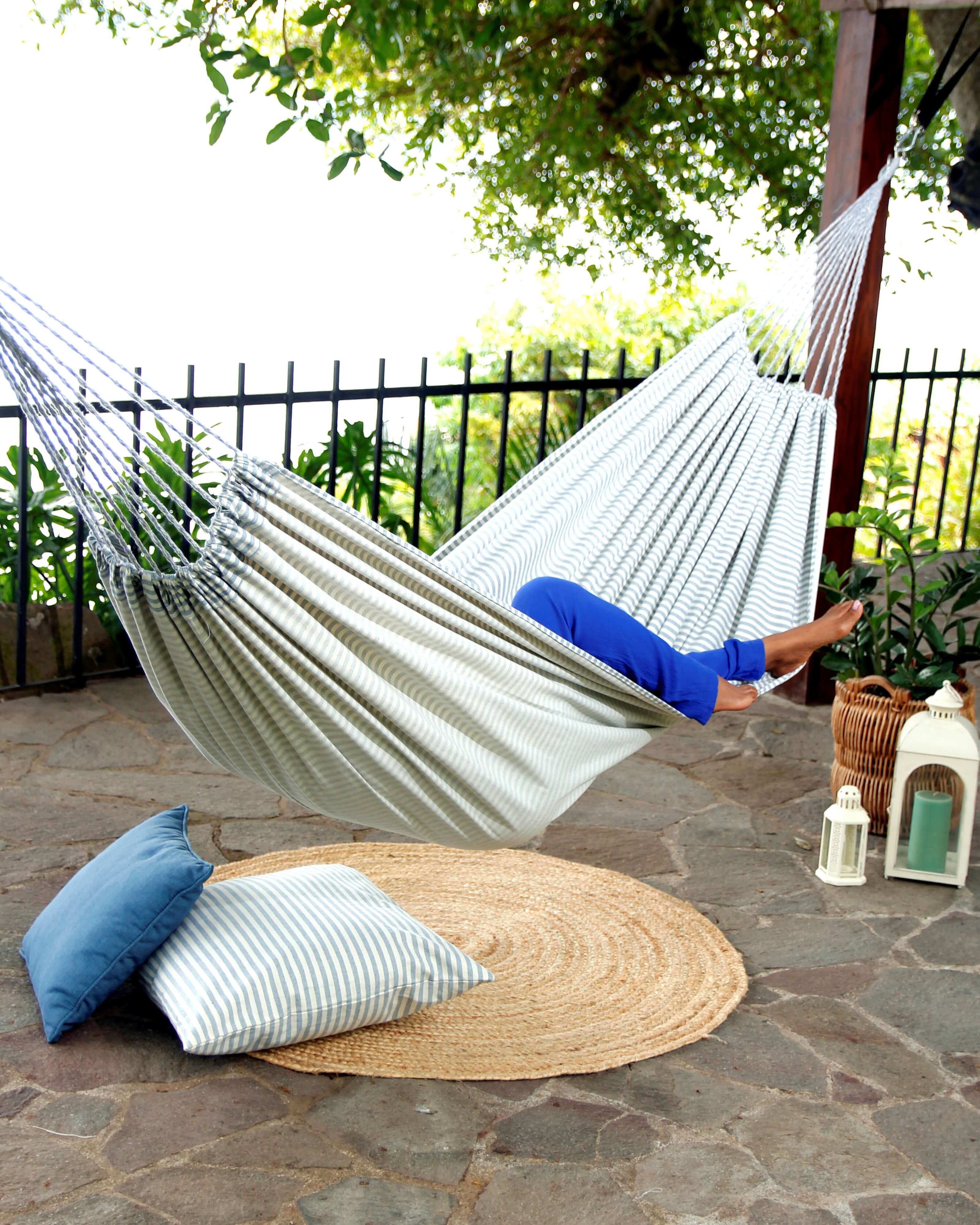 coastal living room decor idea hammock