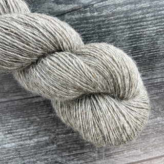 SIX Skeins Icelandic Wool Yarn Bulky Weight - Warp or Outerwear Yarn –  Copia Cove