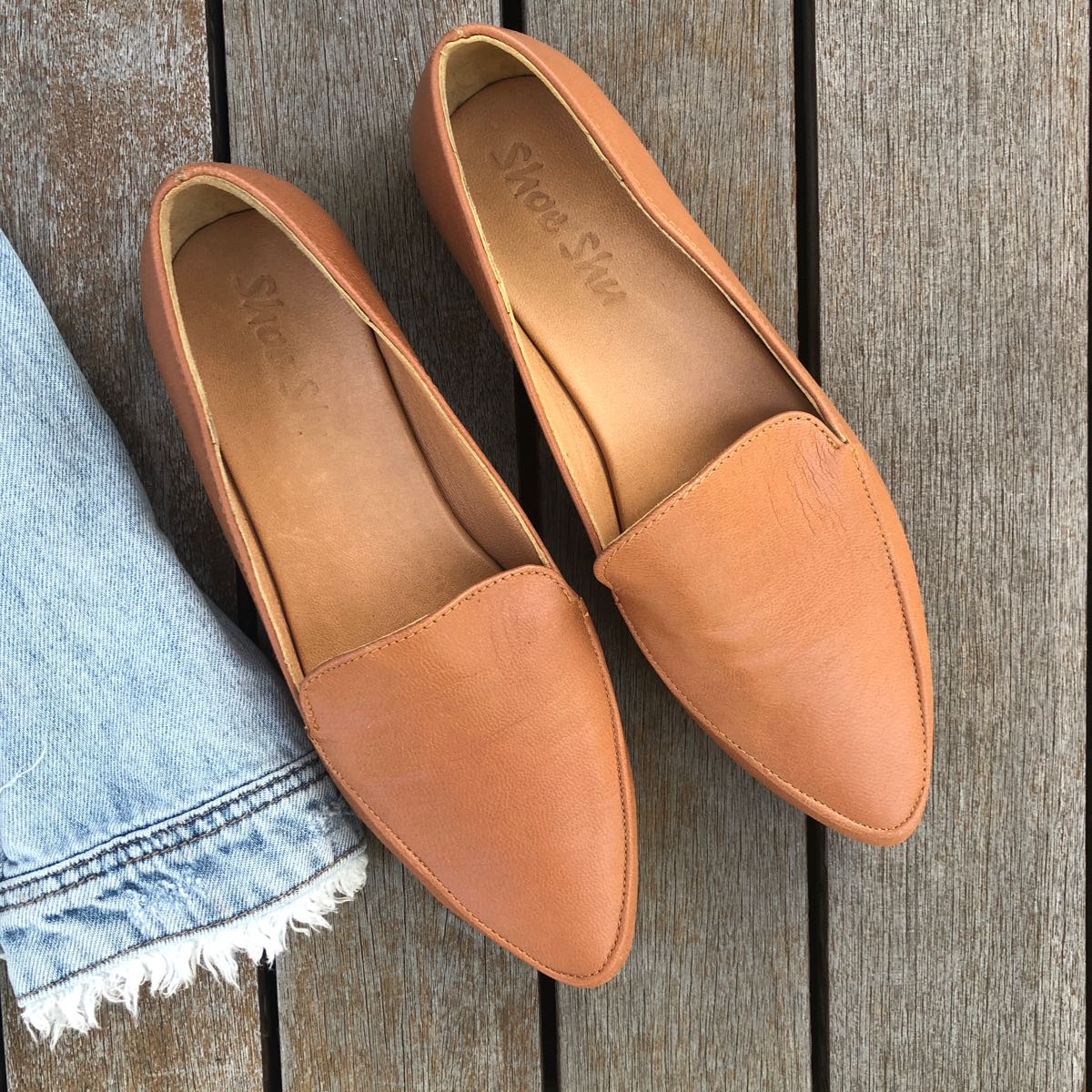 tan pointed loafers