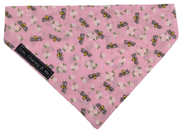 Washable cotton dog bandana, Tiny bees and flowers printed onto a pink background.