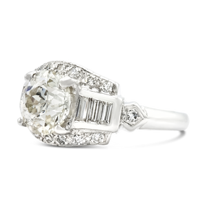 
            
                Load image into Gallery viewer, Revive Jewels Mid-Century Diamond Engagement Rings
            
        