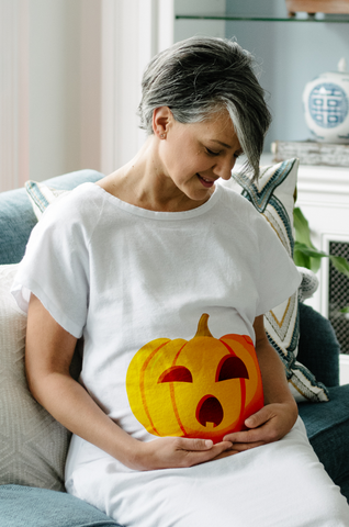 fall pregnancy essentials - pumpkin gown