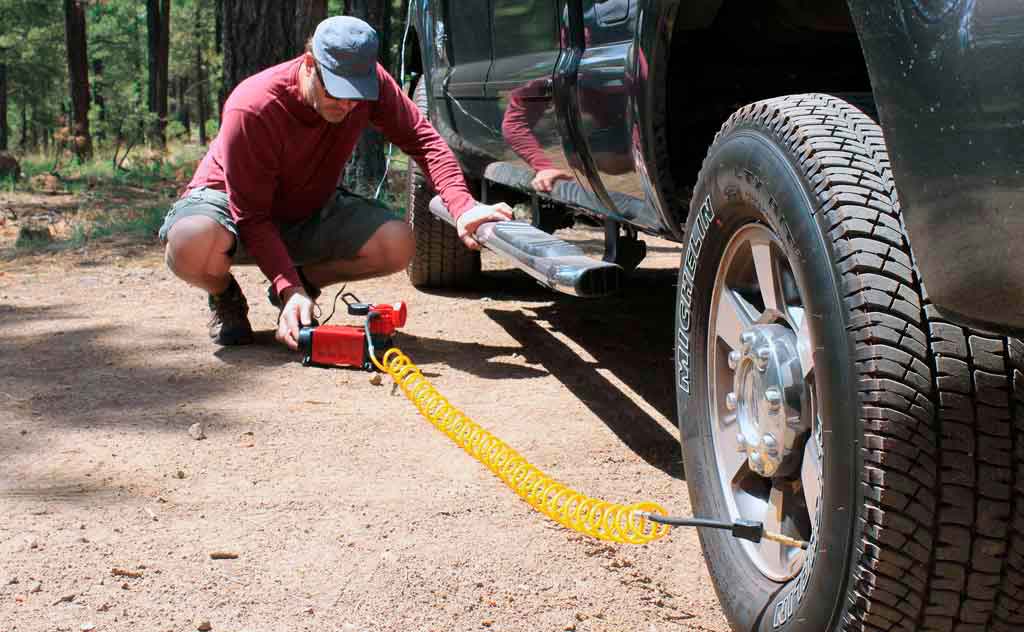 portable air compressor for truck tires