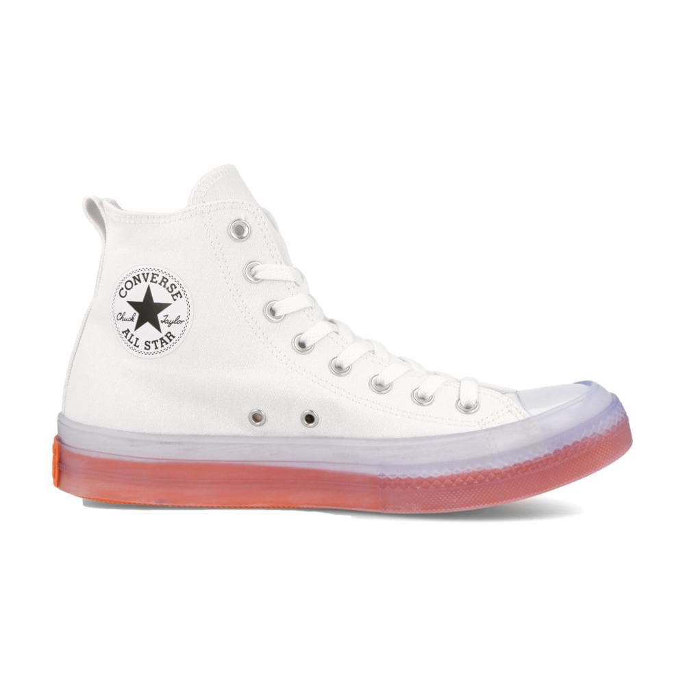 chuck taylor shoes white