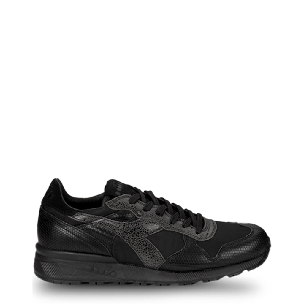 diadora all black