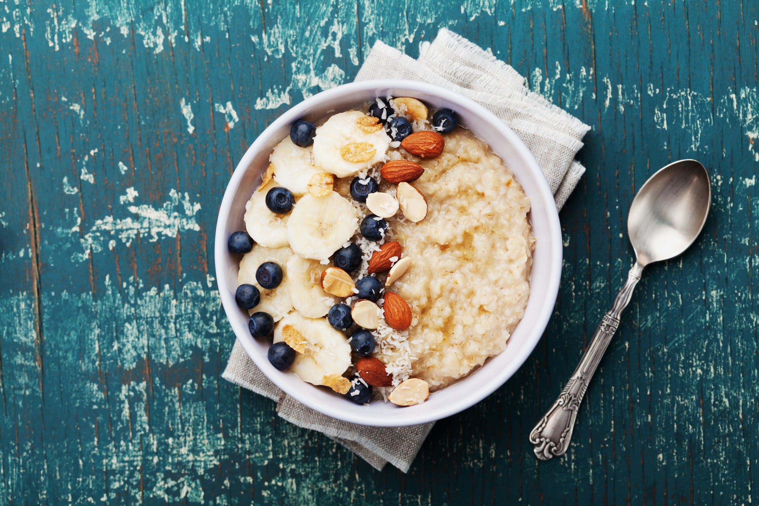 top breakfast recipes for kids with attention deficit disorders - oatmeal with nuts and seeds