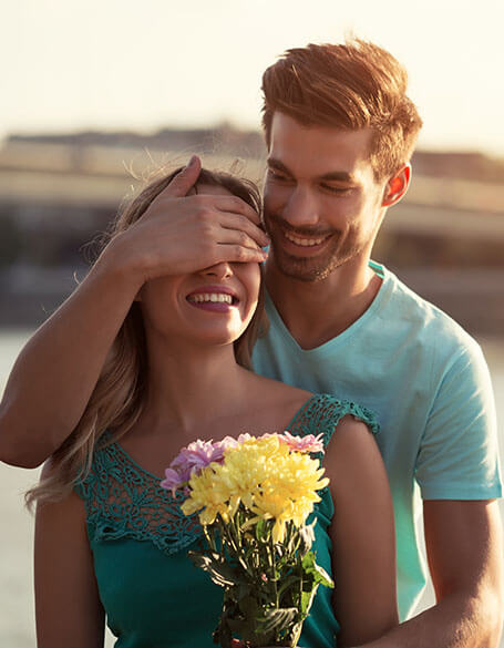 Anniversary Flowers Delivered to Canada