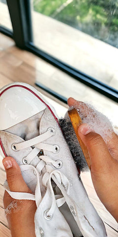 How_to_clean_white_sneakers - Touchy Style