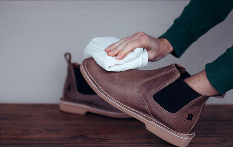 Clean your shoes regularly - Touchy Style