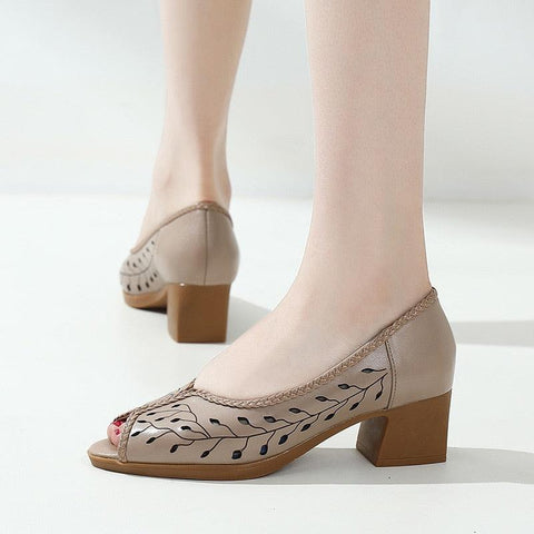kz321 sandal in neutral color and subtle pattern - Touchy Style