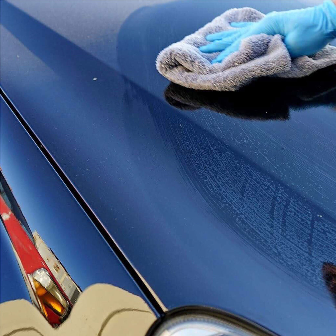 How to Wash Your Car Without a Water Hose Using a Rinseless Car