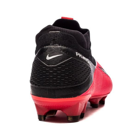 Nike react pro phantom vision pro dynamic fit Nike Football Shoes .