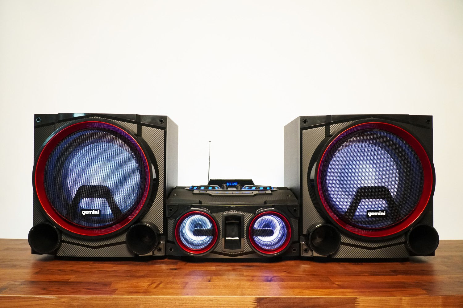 Gemini Sound GSYS-4000 speakers on a hardwood surface