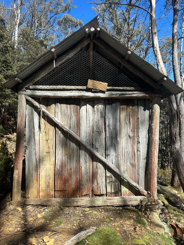 trapper hut walls of Jerusalem