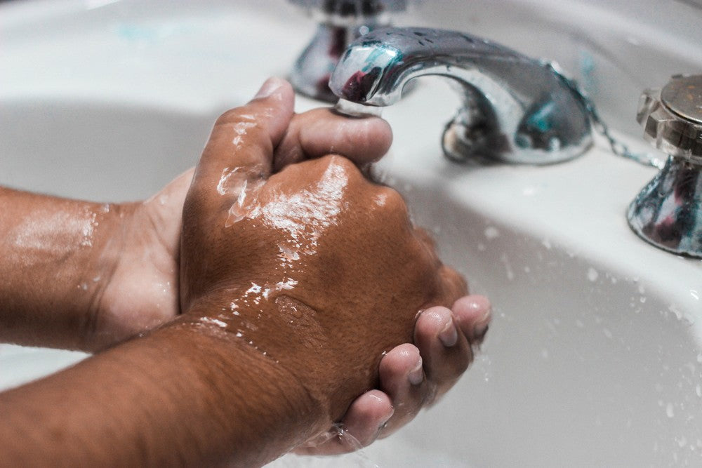 Essuie-mains et essuie-tout pour sécher la peau et nettoyer les surfaces