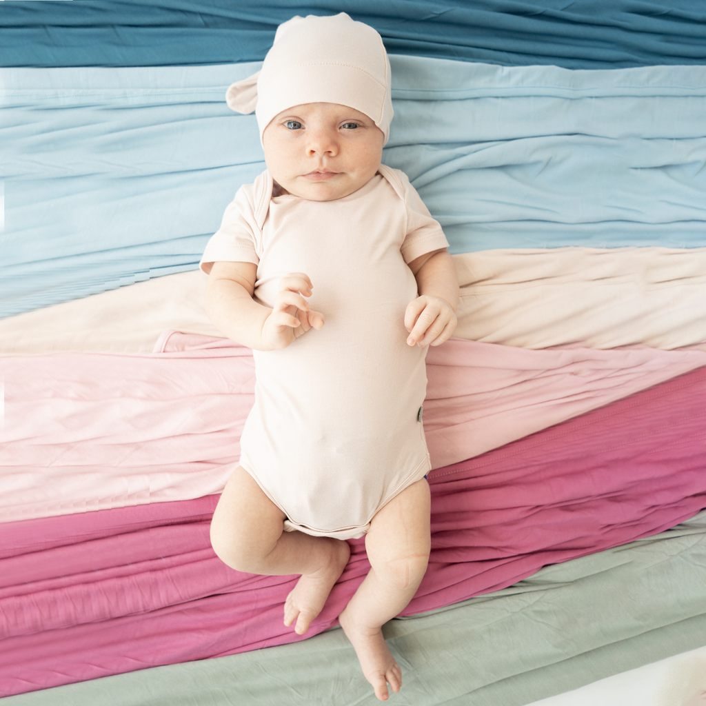 How to Swaddle a Baby: A Step by Step Guide