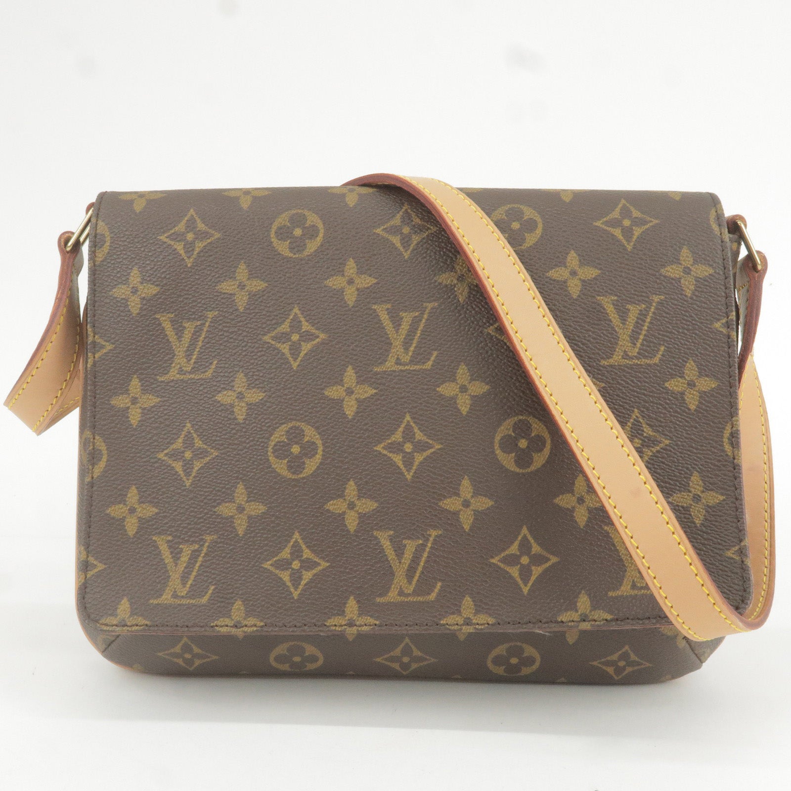 Pre Loved Louis Vuitton Monogram Musette Tango Short Strap in 2023