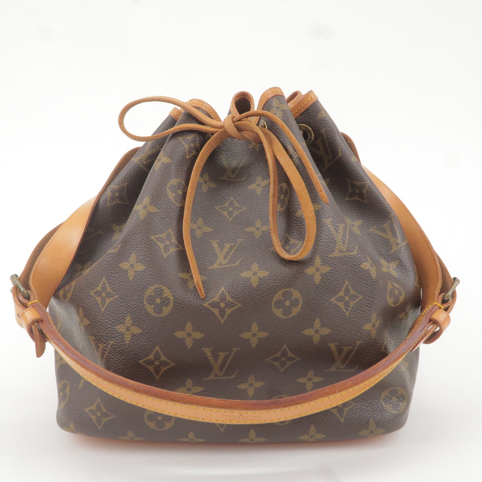 Louis Vuitton 2019 Monogram Petit Noe Bucket Bag - A World Of