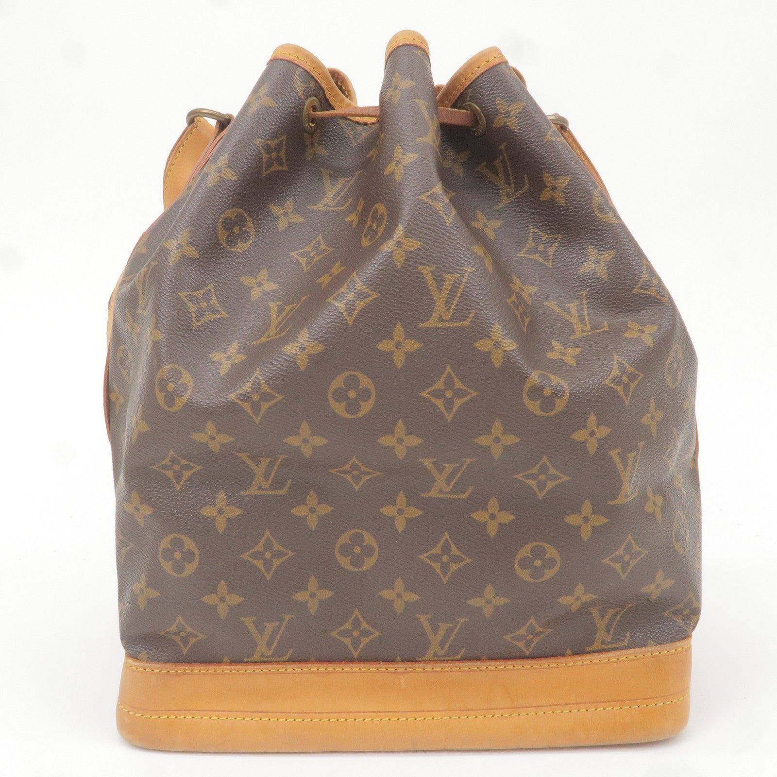 Vuitton - Hand - Louis - Monogram - M42224 – Yoon of AMBUSH Offers Sneak  Peek at Virgil Abloh's Louis Vuitton x Nike Air Force 1 - Shoulder - Bag -  Love the Louis Vuitton pochette bags - Bag - Noe