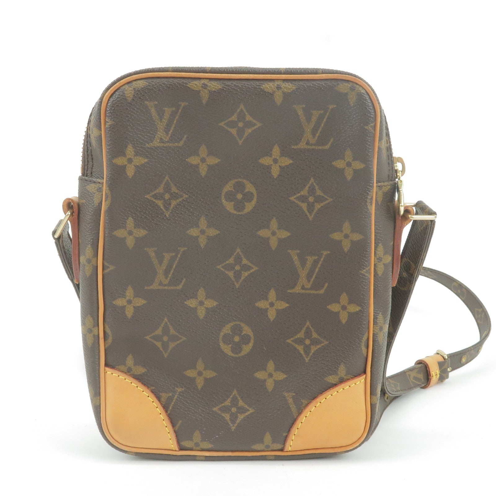 LOUIS VUITTON CLUTCHES travel case pm monogram canvas - M44500 handbag