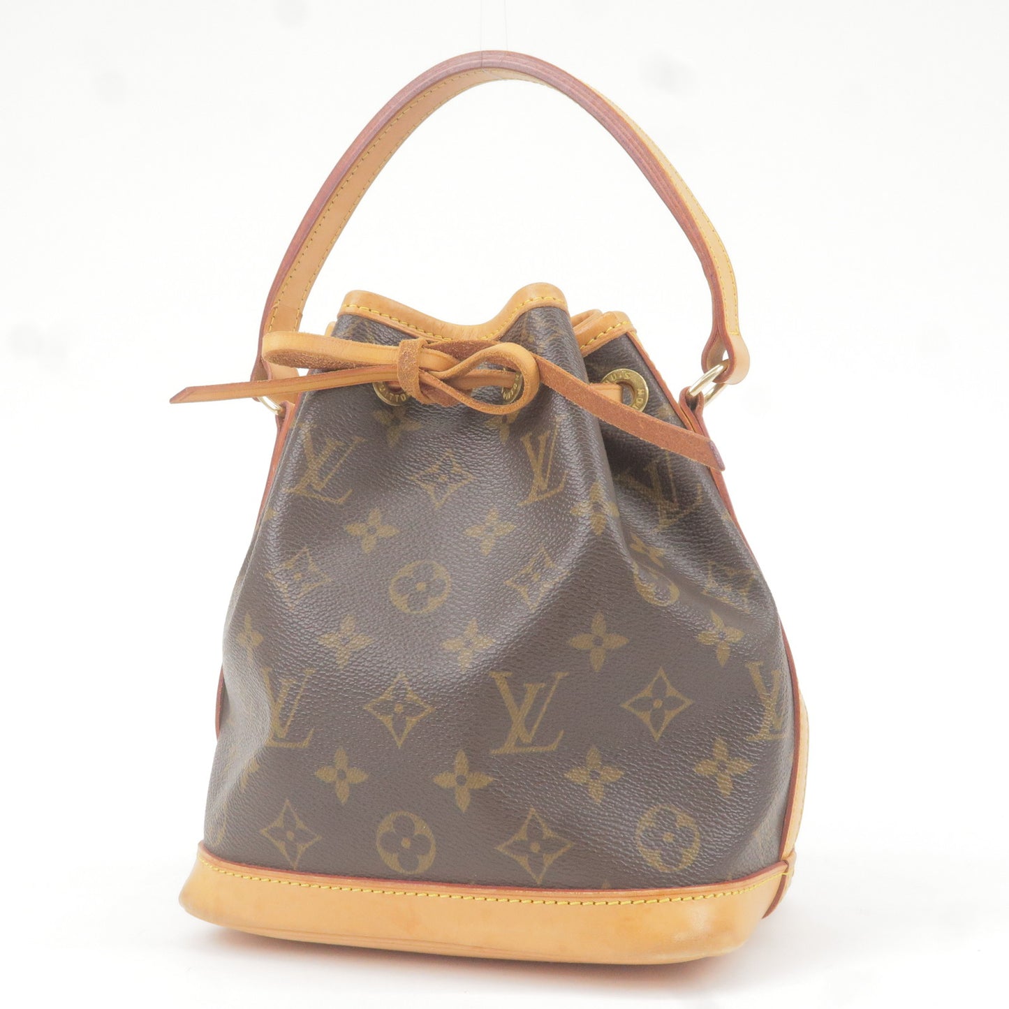 Louis Vuitton, Bags, Louis Vuitton Large Noe Red Bucket Tote Bag  Drawstring Closurestunningvintage