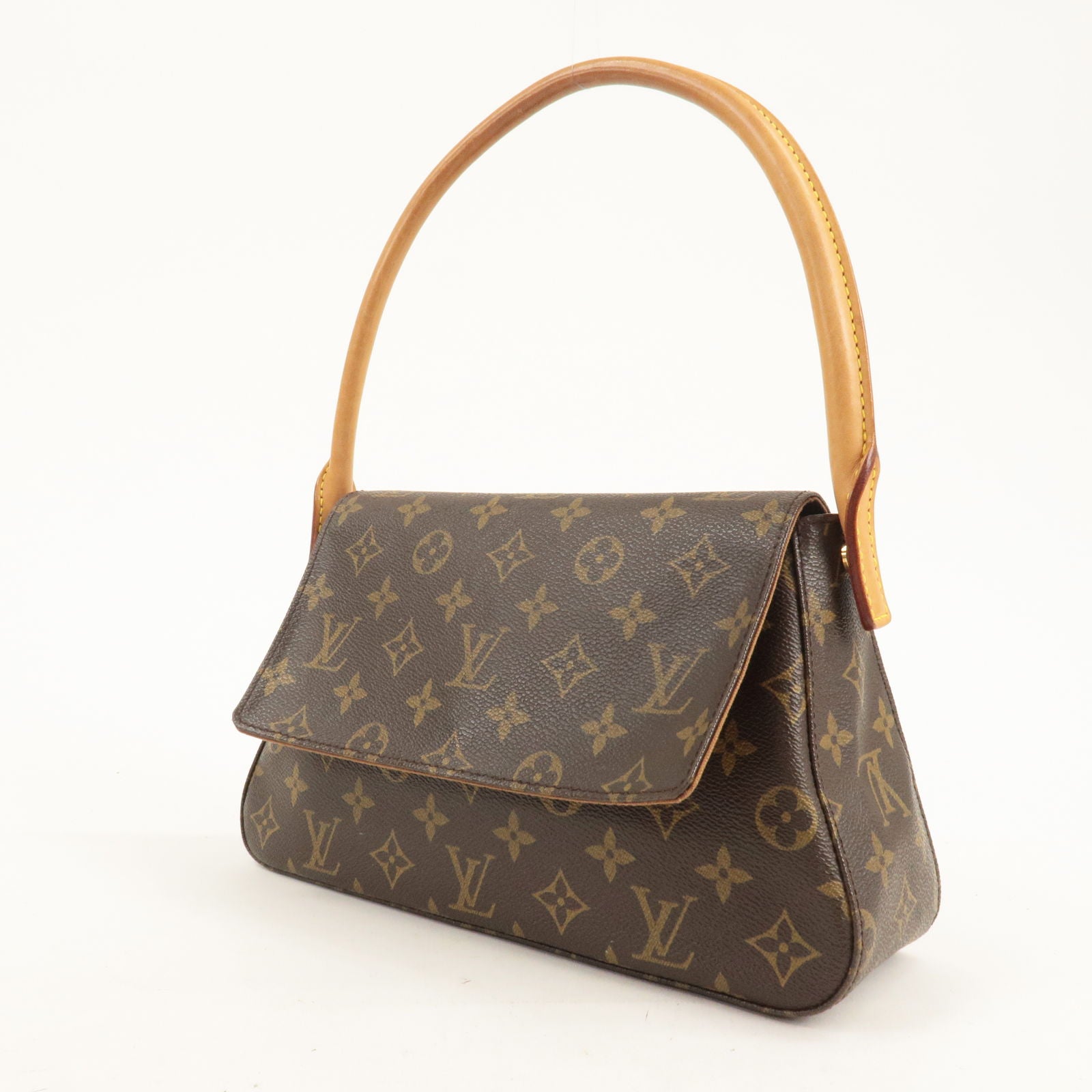 The famous Louis Vuitton Steamer bag, good original condition. Monogram  canvas and natural leather.