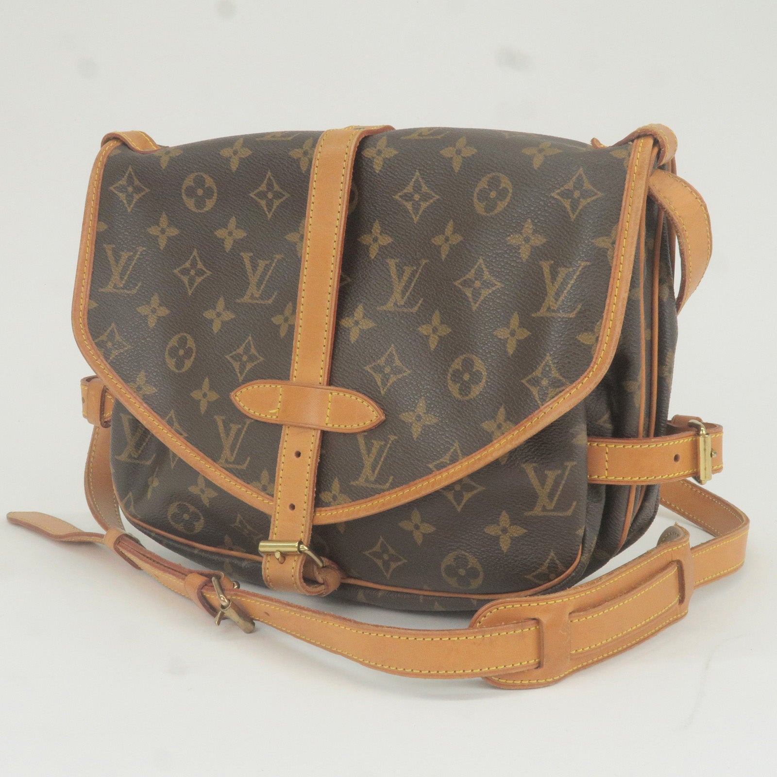 outfit bolso louis vuitton