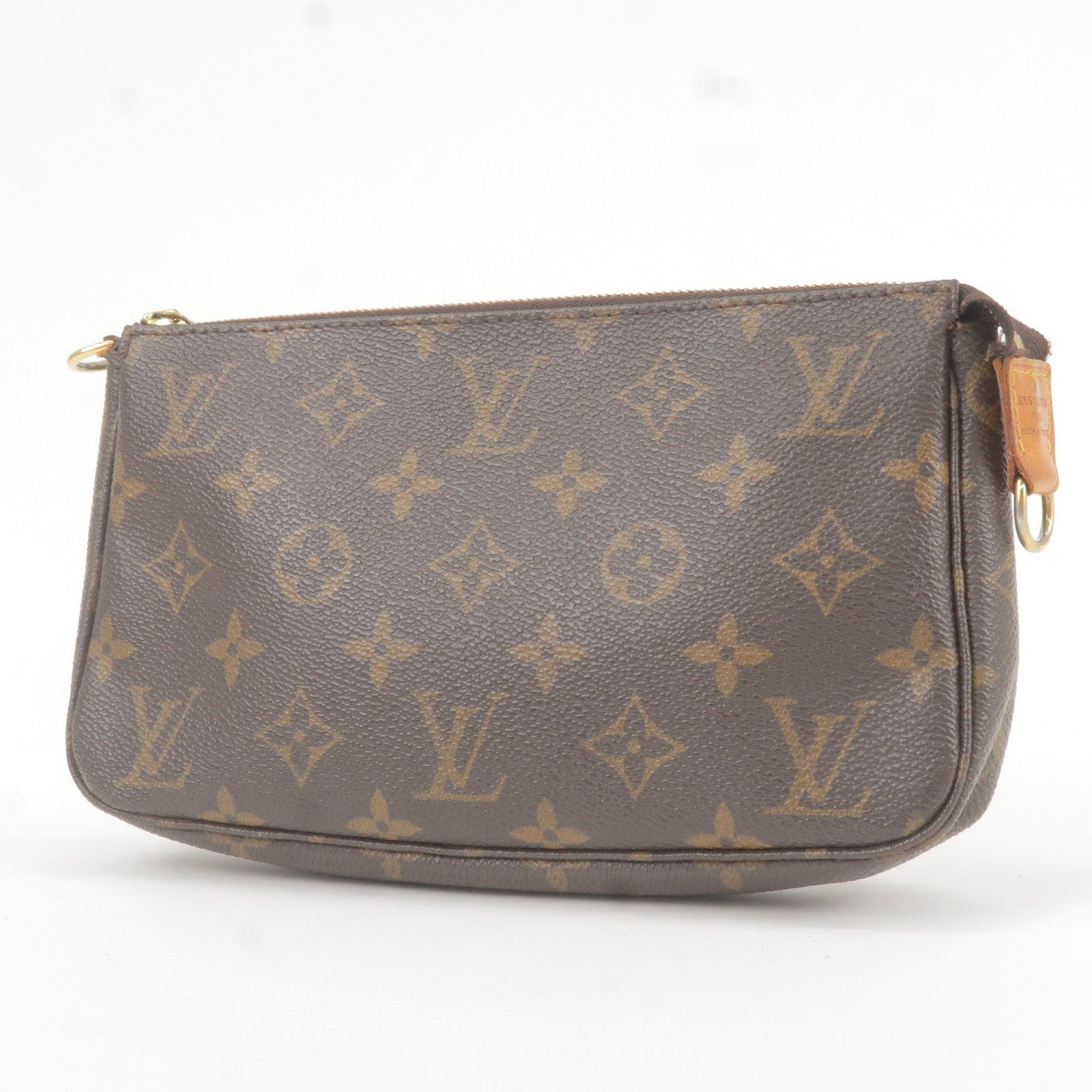 Louis Vuitton Coussin Bb Leather Cross-body Bag in Black