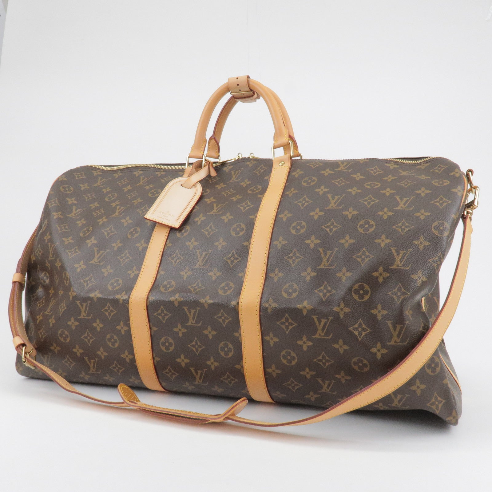 Kids Selling Kanye West Signed Louis Vuitton Hudson - SBD