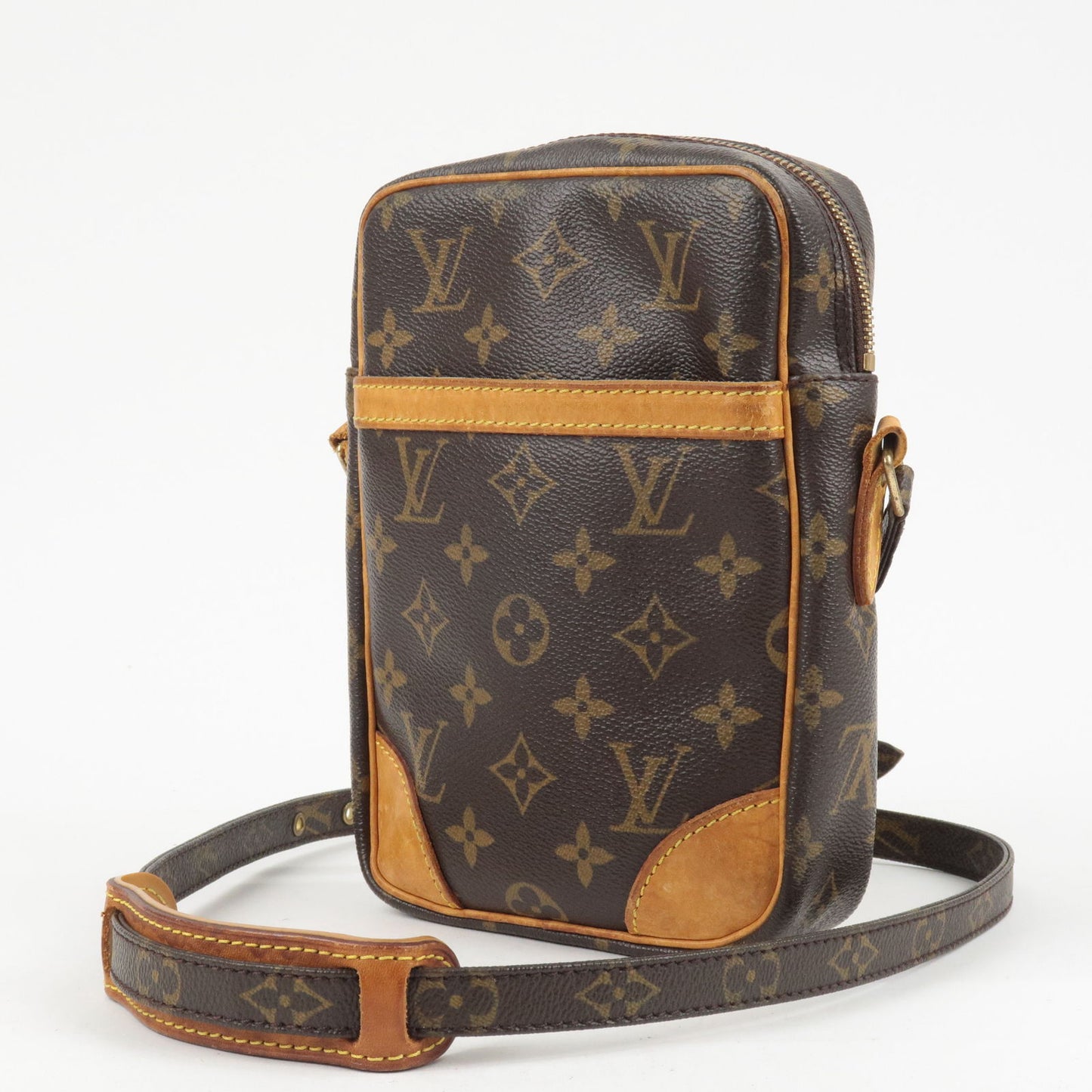 Louis-Vuitton-Monogram-Danube-Shoulder-Bag-Crossbody-Bag-M45266