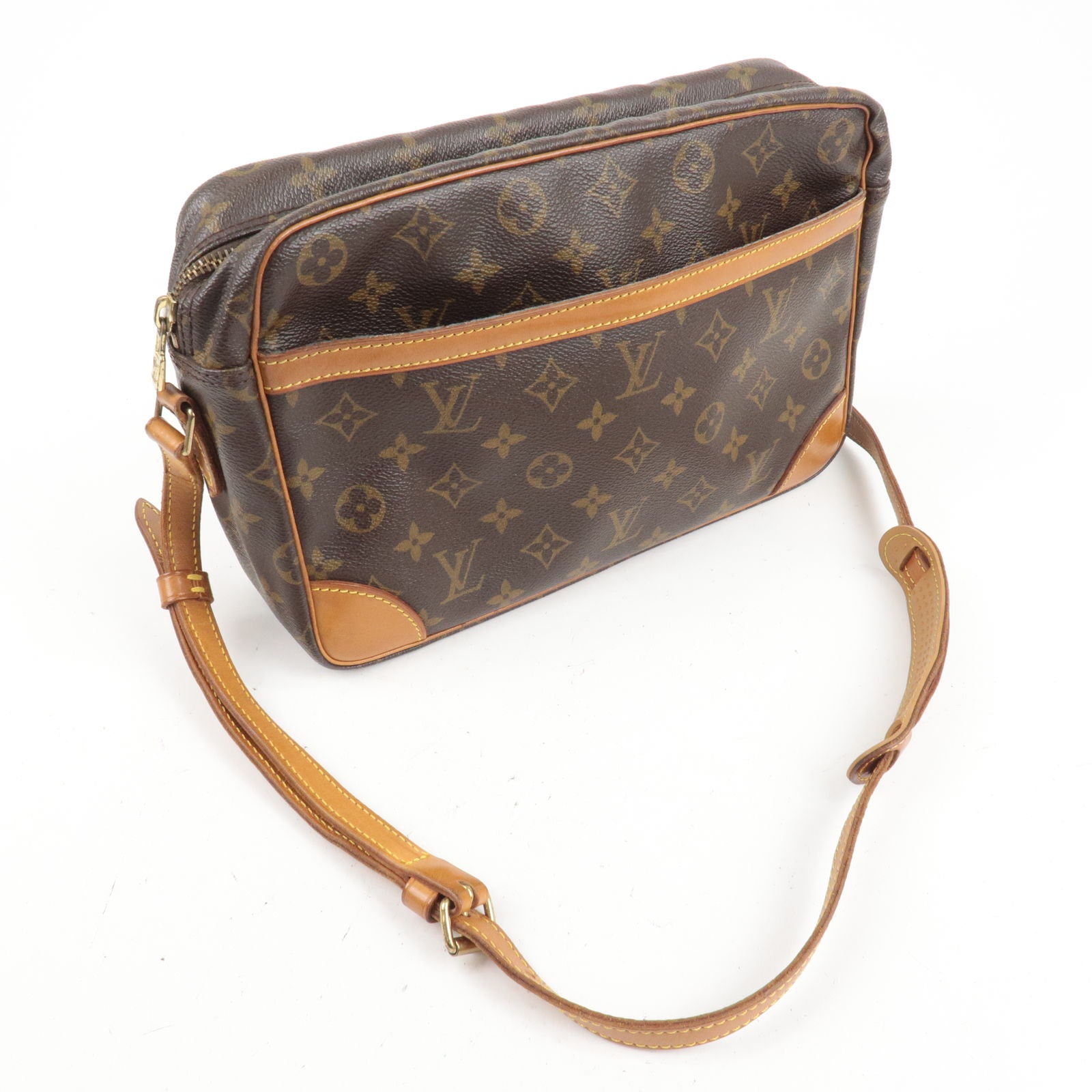 Louis Vuitton 2003 pre-owned Trocadero 30 Shoulder Bag - Farfetch