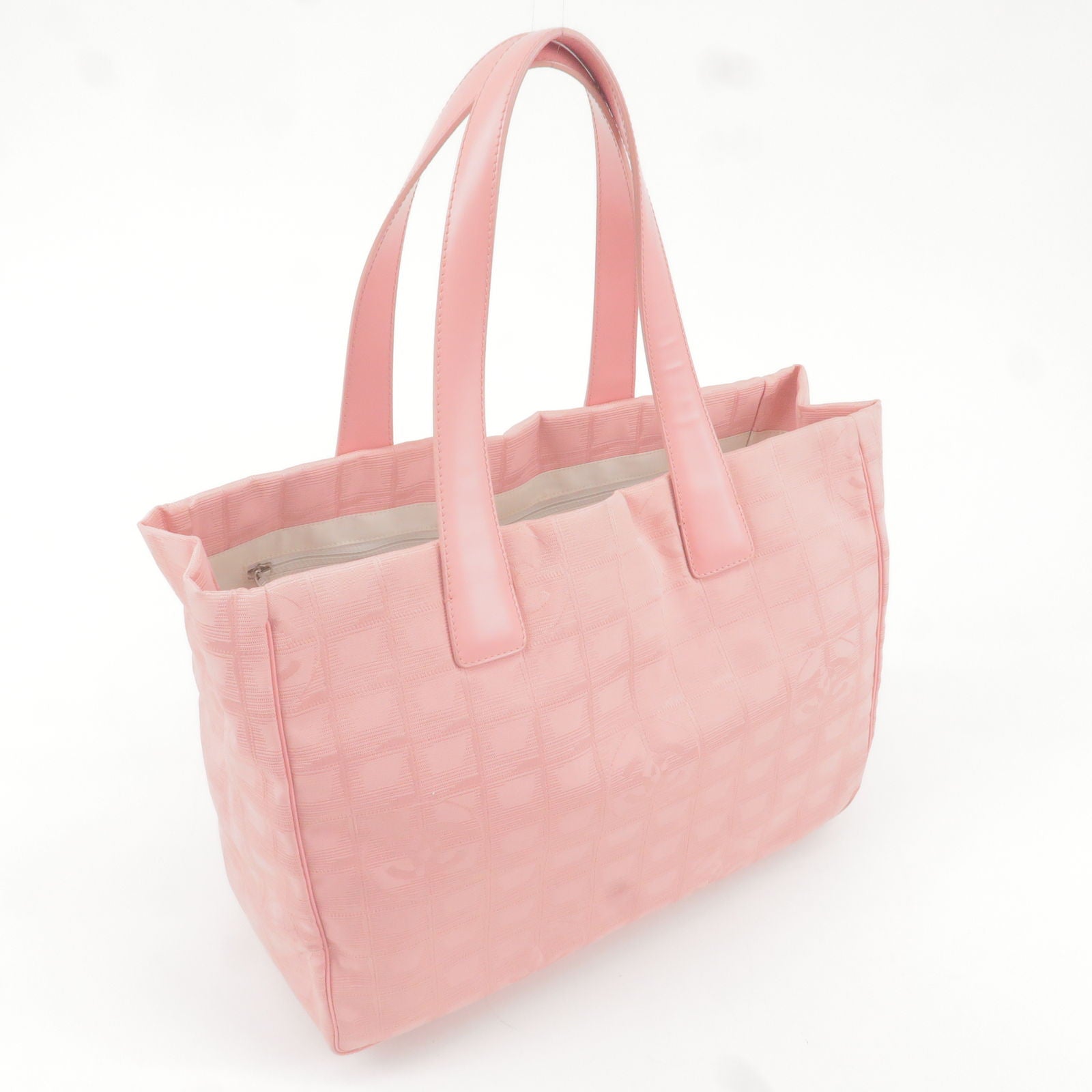 Chanel New Travel Ligne Tote Pink Cloth ref.733729 - Joli Closet