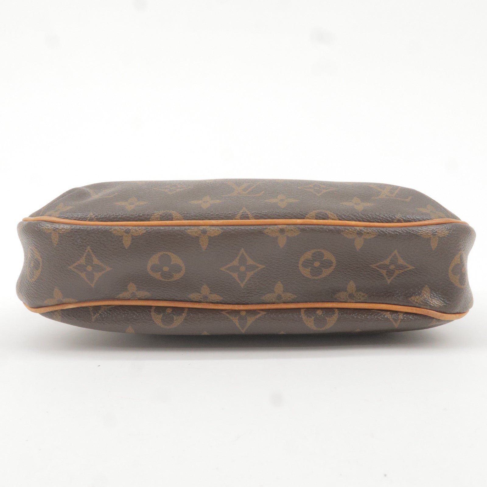 LOUIS VUITTON Bergamo PM, Check it out