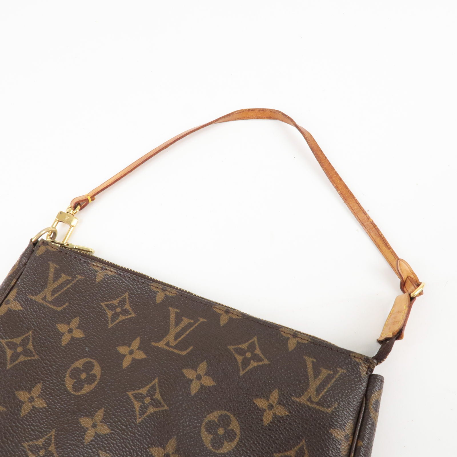 Louis Vuitton Pochette Jour Leather Clutch Bag (pre-owned) in Natural