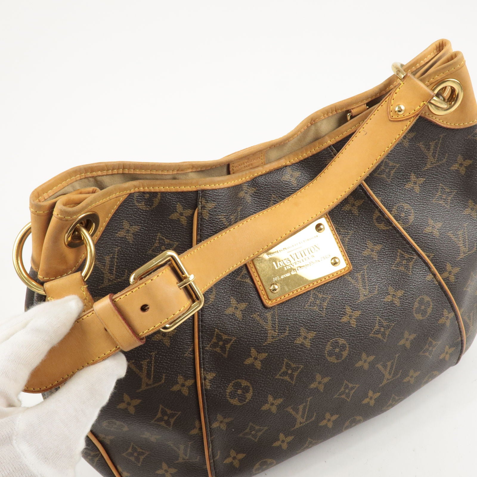 Louis - Bag - Vuitton - M56382 – LOUIS VUITTON Bagatelle Monogram Empreinte  Shoulder Bag Black - Shoulder - Galliera - PM - Monogram - LOUIS VUITTON  Monogram Croissant MM Shoulder Bag