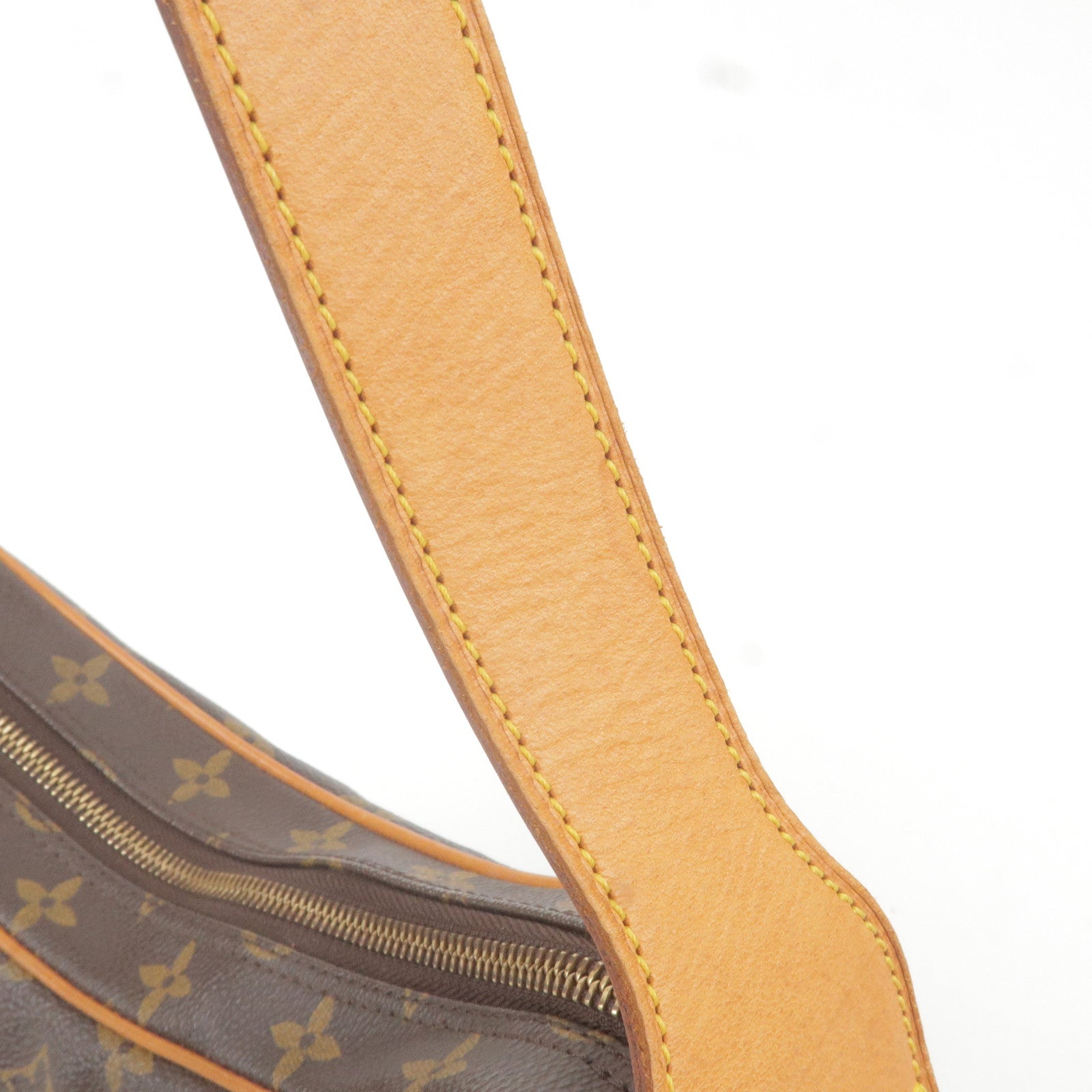 Louis Vuitton 2003 pre-owned Monogram Croissant MM Shoulder Bag