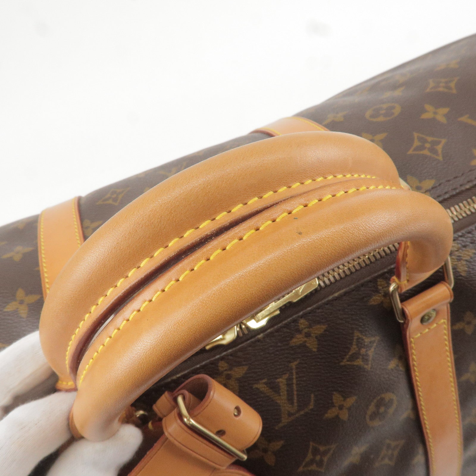 Used louis vuitton MAHINA CARMEL HOBO HANDBAGS HANDBAGS / X-LARGE